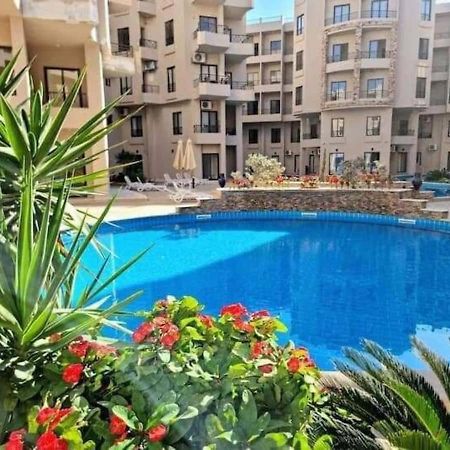 Modern Apartment With Direct Pool Access In Aqua Tropical Hurghada Luaran gambar